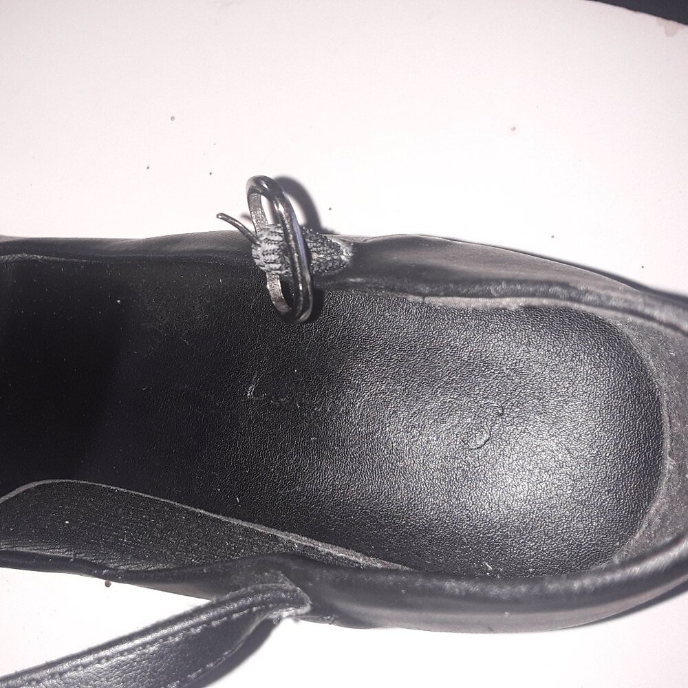 So Danca Black size M7L/CH 50 character shoes w/ buckle strap and 1 1/2" heel - Picture 8 of 8